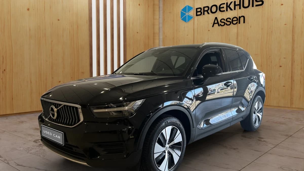 Volvo XC40 — foto 1