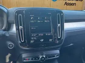 Volvo XC40 thumbnail 12