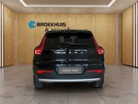 Volvo XC40 thumbnail 4