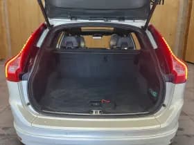 Volvo XC60 thumbnail 18