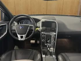 Volvo XC60 thumbnail 10