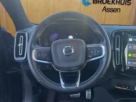Volvo XC40 thumbnail 15