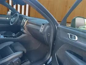Volvo XC40 thumbnail 21