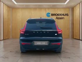 Volvo XC40 thumbnail 4