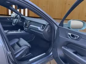 Volvo XC60 thumbnail 15
