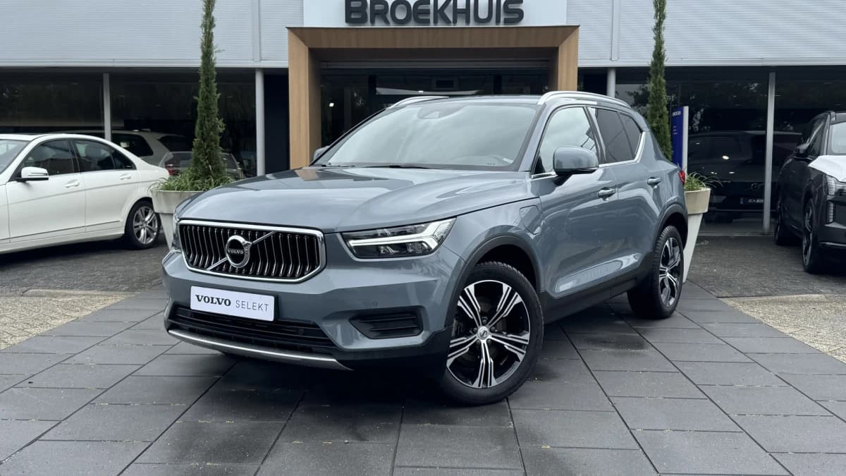 Volvo XC40 — foto 1