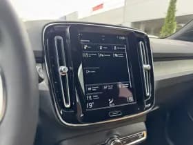 Volvo XC40 thumbnail 13