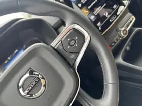 Volvo XC40 thumbnail 9