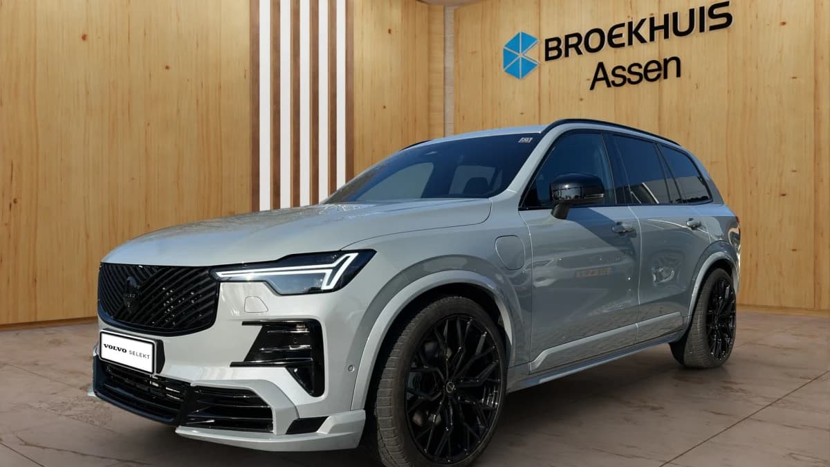 Volvo XC90 — foto 1