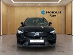 Volvo XC40 thumbnail 5