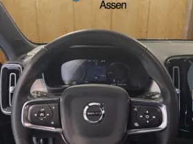 Volvo XC40 thumbnail 22