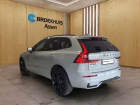 Volvo XC60 thumbnail 2