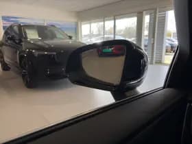 Volvo S60 thumbnail 19