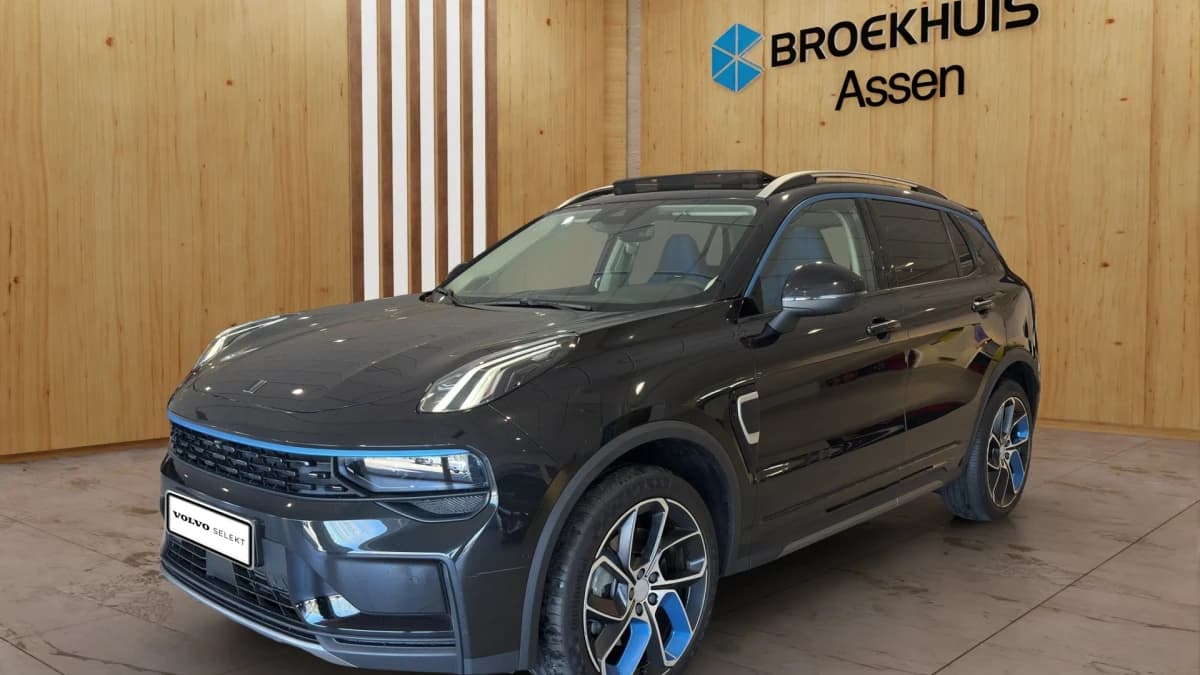 Lynk & Co 01 — foto 1