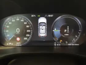 Volvo XC40 thumbnail 12