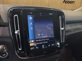 Volvo XC40 thumbnail 15
