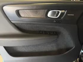 Volvo XC40 thumbnail 16