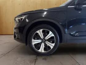 Volvo XC40 thumbnail 17