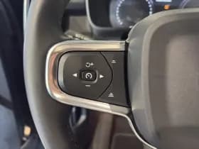 Volvo XC40 thumbnail 8