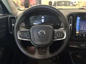 Volvo XC40 thumbnail 10