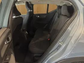 Volvo XC40 thumbnail 18