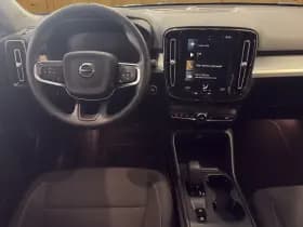 Volvo XC40 thumbnail 8