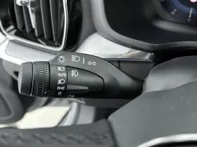 Volvo V60 thumbnail 25