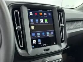 Volvo EX40 thumbnail 14