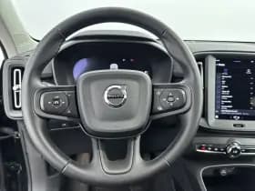 Volvo EX40 thumbnail 10