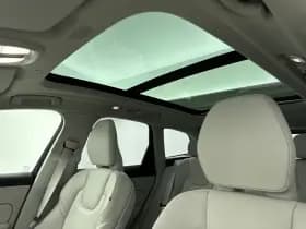 Volvo XC60 thumbnail 23