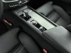 Volvo XC60 thumbnail 10