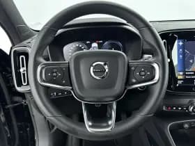 Volvo XC40 thumbnail 11