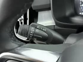 Volvo XC40 thumbnail 20