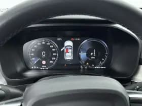 Volvo XC40 thumbnail 25