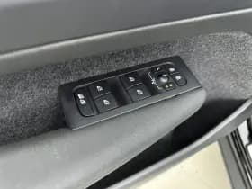 Volvo XC40 thumbnail 26