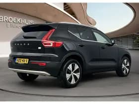 Volvo XC40 thumbnail 5
