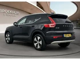 Volvo XC40 thumbnail 6