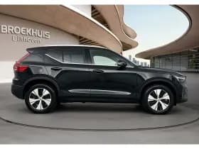 Volvo XC40 thumbnail 9