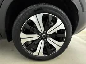 Volvo XC40 thumbnail 17