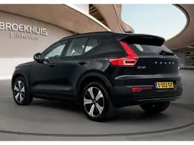 Volvo XC40 thumbnail 6