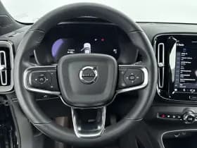 Volvo XC40 thumbnail 10