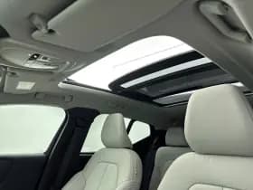 Volvo XC40 thumbnail 12