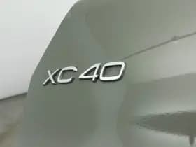 Volvo XC40 thumbnail 17