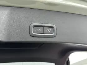 Volvo XC40 thumbnail 23