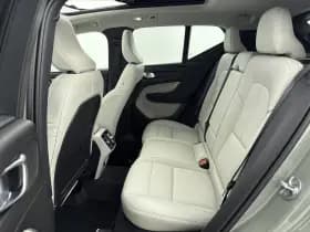Volvo XC40 thumbnail 30