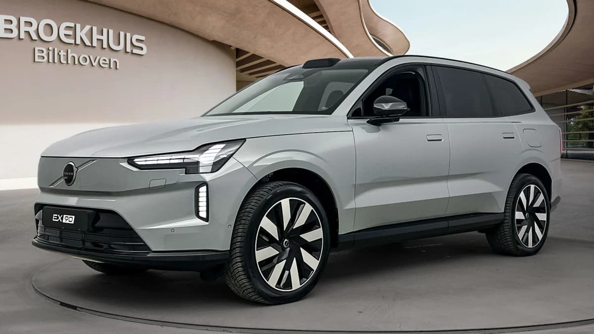 Volvo EX90 — foto 1