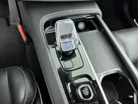 Volvo XC90 thumbnail 33