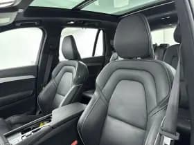 Volvo XC90 thumbnail 38