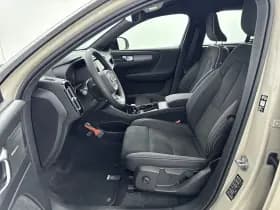 Volvo EX40 thumbnail 19