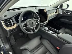 Volvo XC60 thumbnail 30